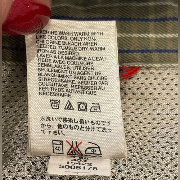 The North Face Men's Classic Casual Button Down Shirt Long Sleeve size M - Picture 8 of 8